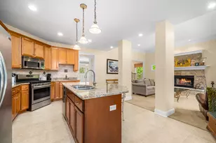 617 Sheffield Cir, Sugar Grove, IL 60554 - Photo 10