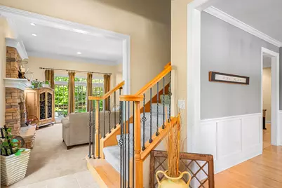 617 Sheffield Circle, Sugar Grove, IL 60554 - Photo 6