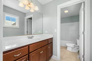 617 Sheffield Cir, Sugar Grove, IL 60554 - Photo 32