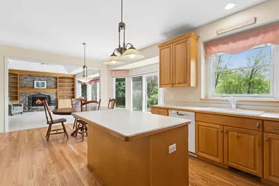 864 Wingfoot Drive, North Aurora, IL 60542 - Photo 6