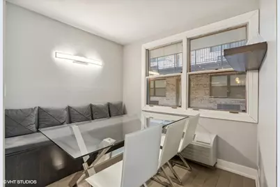 163 W Division Street, Chicago, IL 60610 - Photo 26