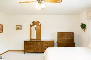 8310 Ashley Ln, Tinley Park, IL 60477 - Photo 22