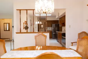 8310 Ashley Ln, Tinley Park, IL 60477 - Photo 12