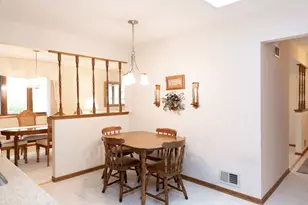 8310 Ashley Ln, Tinley Park, IL 60477 - Photo 18