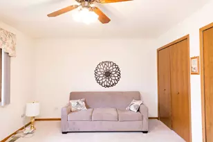 8310 Ashley Ln, Tinley Park, IL 60477 - Photo 28