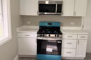 935 S Cedarcrest Dr, Schaumburg, IL 60193 - Photo 12