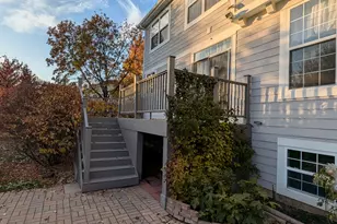 243 Colonial Dr, Vernon Hills, IL 60061 - Photo 104