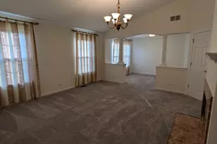 243 Colonial Dr, Vernon Hills, IL 60061 - Photo 38