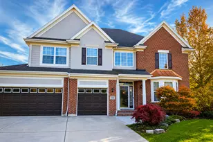 243 Colonial Dr, Vernon Hills, IL 60061 - Photo 1