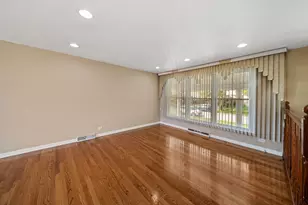 1329 Buffalo Ave, Calumet City, IL 60409 - Photo 8
