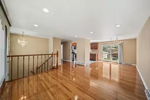 1329 Buffalo Ave, Calumet City, IL 60409 - Photo 10