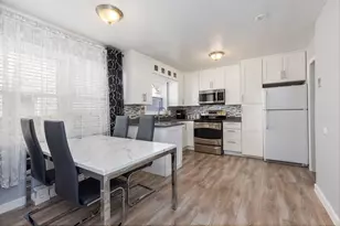 6718 W Forest Preserve Dr, Harwood Heights, IL 60706 - Photo 6