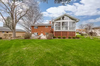 8537 Walnut Avenue, Orland Park, IL 60462 - Photo 6