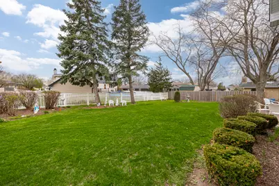 8537 Walnut Avenue, Orland Park, IL 60462 - Photo 4