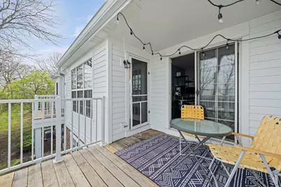648 Portage Court #648, Vernon Hills, IL 60061 - Photo 4
