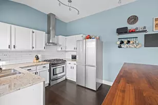 648 Portage Ct, Vernon Hills, IL 60061 - Photo 10