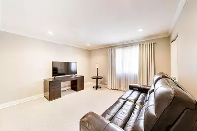 1631 E Greenwood Drive, Mount Prospect, IL 60056 - Photo 22