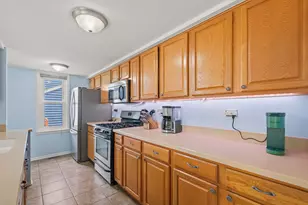 2250 Bannister Ln, Aurora, IL 60504 - Photo 10