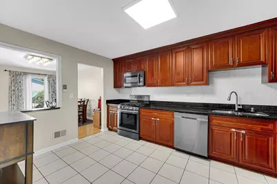 406 Hummingbird Court, Deerfield, IL 60015 - Photo 14
