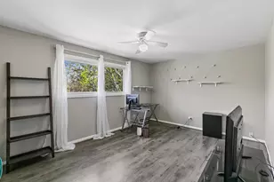 18436 Aberdeen St, Homewood, IL 60430 - Photo 16