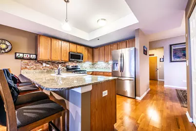 6400 N Northwest Highway #203, Chicago, IL 60631 - Photo 8
