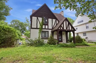 1615 N Vermilion St, Danville, IL 61832 - Photo 2