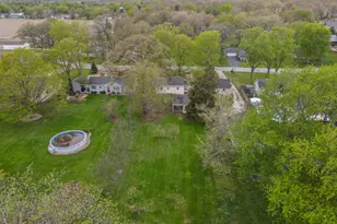 3153 Sportsman Club Rd, Bourbonnais, IL 60914 - Photo 16