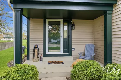 2225 N Old Pond Court, Round Lake Beach, IL 60073 - Photo 4