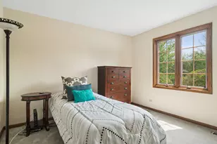 305 Anne Ct, Prospect Heights, IL 60070 - Photo 12