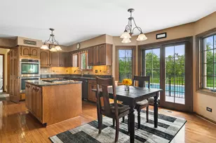 305 Anne Ct, Prospect Heights, IL 60070 - Photo 6