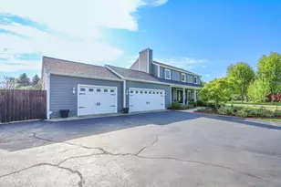 4N671 Council Ct, Elburn, IL 60119 - Photo 6