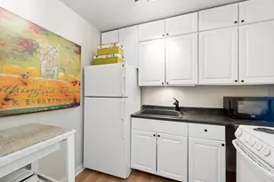 336 W Wellington St, Chicago, IL 60657 - Photo 6
