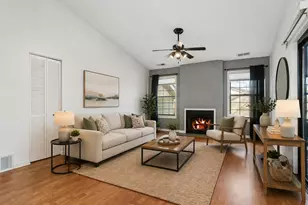 2060 N Rand Rd, Palatine, IL 60074 - Photo 4
