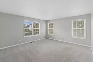 2075 Ivy Ridge Dr, Hoffman Estates, IL 60192 - Photo 16