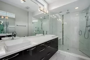 1525 W Fry St, Chicago, IL 60642 - Photo 16