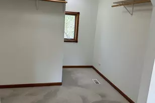 4737 Winchester Ave, Lisle, IL 60532 - Photo 16