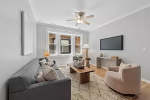 4340 N Sheridan Rd, Chicago, IL 60613 - Photo 12