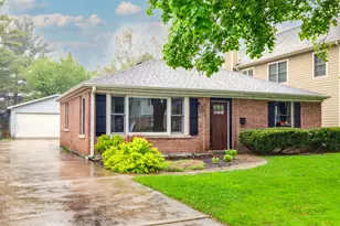 805 E Rockland Rd, Libertyville, IL 60048 - Photo 2
