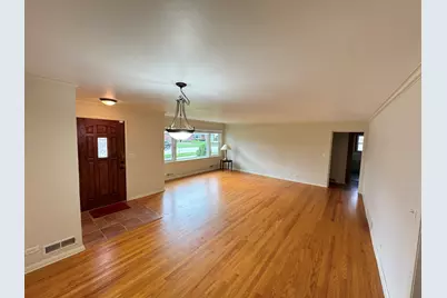 901 Brookline Lane, Park Ridge, IL 60068 - Photo 4