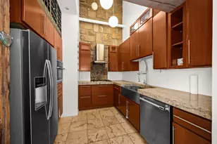 1727 S Indiana Ave, Chicago, IL 60616 - Photo 12