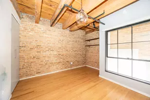 1727 S Indiana Ave, Chicago, IL 60616 - Photo 18