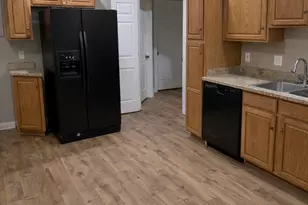 1133 Justine Dr, Kankakee, IL 60901 - Photo 6