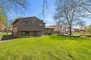 2806 N Dryden Pl, Arlington Heights, IL 60004 - Photo 36