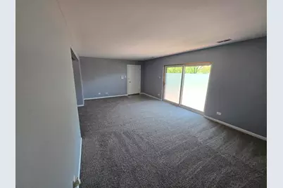 643 N Carroll Parkway #210B, Glenwood, IL 60425 - Photo 6