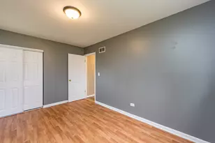 2625 Varonen Ave, Waukegan, IL 60087 - Photo 20