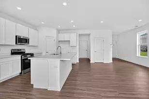 4237 Meadowridge Rd, Woodstock, IL 60098 - Photo 8