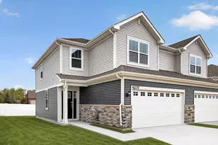 4237 Meadowridge Rd, Woodstock, IL 60098 - Photo 2