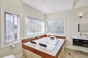 [Address not provided], Skokie, IL 60076 - Photo 22