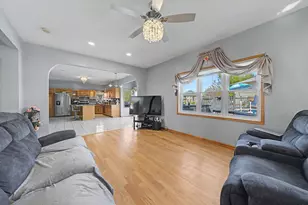 10745 Lockwood Ave, Oak Lawn, IL 60453 - Photo 6