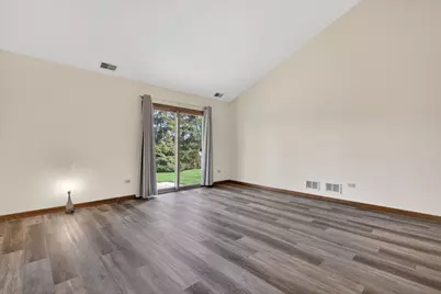 3431 Lake Side Circle, Joliet, IL 60431 - Photo 4